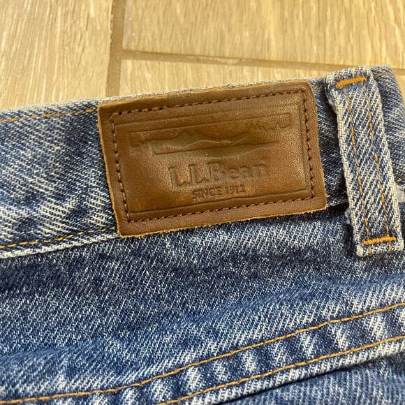 L.L. Bean Double L Relaxed Fit High Rise Jeans Women’s 14 Blue Straight Denim - Picture 7 of 11